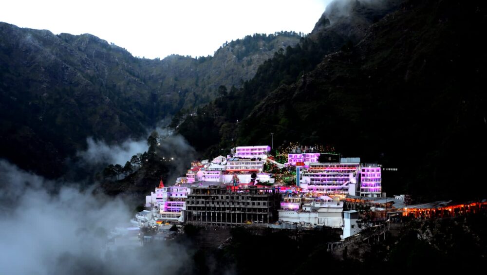 vaishno devi trip hotels