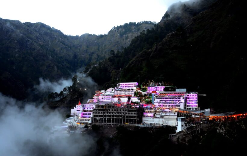 Budget Vaishno Devi Yatra with Kashmir