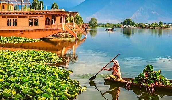 Kashmir Tour Packages for Family