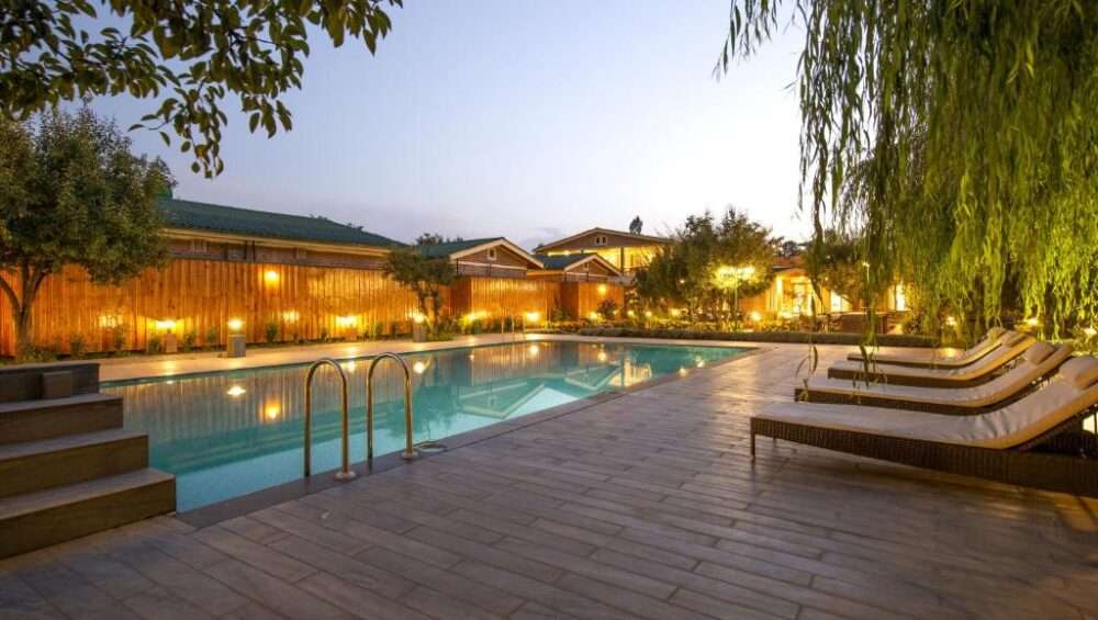 Orchid Retreat & Spa Srinagar -Luxury 4 Star hotel in Srinagar